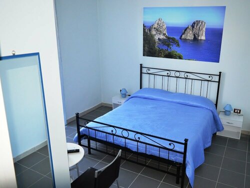 Napoli Station B&B, Забронировать Отель «постель и завтрак» Отели Неаполя с завтраком, рядом с Гарибальди, Завтраки