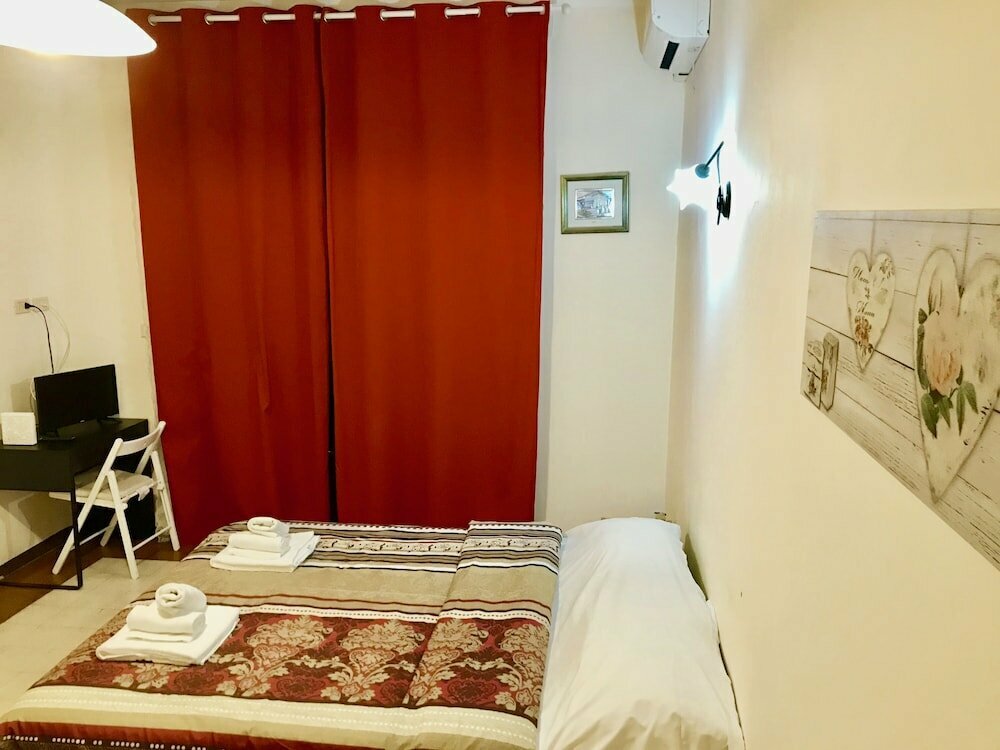 Pardis Guest house