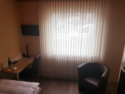 Hotel zum Jägerhof, Book Hotel Zündorf Cologne