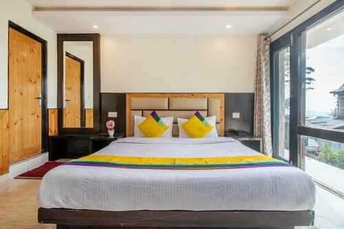 Itsy Hotels Avantika With Forest View, Забронировать Отель Шимла 