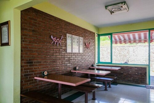 RedDoorz Syariah near Kopeng Treetop  Adventure, Réserver Hôtel Kopeng Central Java