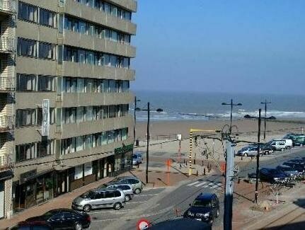C-Hotels Excelsior, Prenota Hotel Hotel 3 stelle a Flanders, 3*