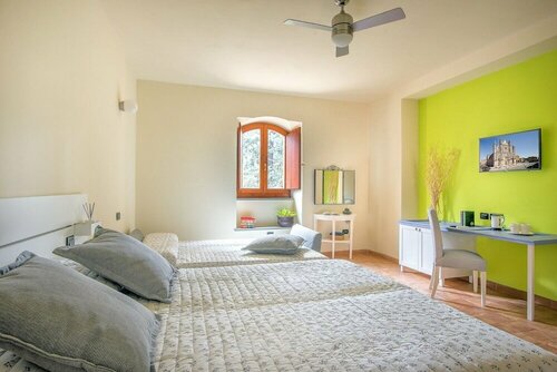 Torrenova di Assisi Country House, Забронировать Отель Отели Torchiagina с парковкой, Парковка