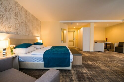 Heide Hotel Reinstorf bei Lüneburg, Забронировать Отель СПА-отели Люнебургская пустоши, SPA-услуги