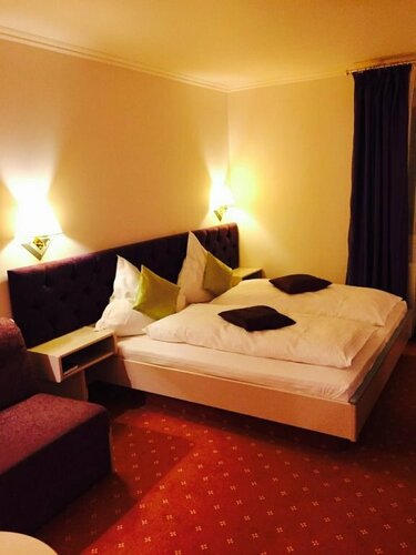 Ambiente Hotel & Restaurant, Rezerwuj Hotel Plauen Vogtland