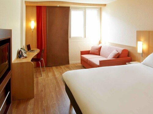 ibis Roanne, Boek Hotel Hotels in Parijs met zwembad, Zwembad