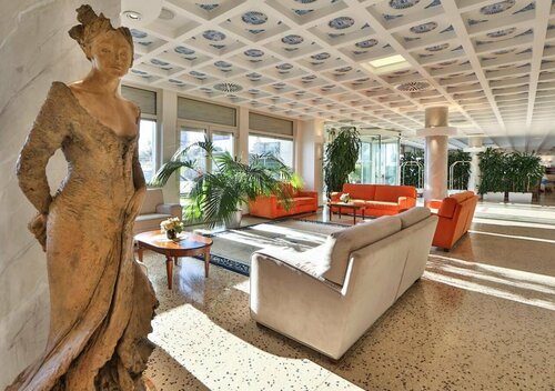 Palace San Marino, Buchen Sie Hotel Serravalle 