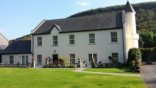 Glangwili Mansion - Luxury 5 star Bed & Breakfast, Забронировать Отель «постель и завтрак» Кармартен Carmarthenshire