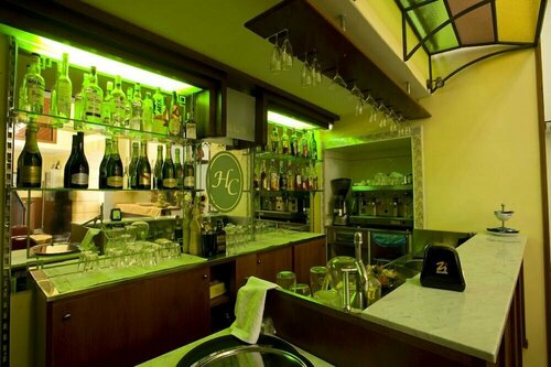 Hotel Columbia, Забронировать Отель Палермо Монте-ди-Пьета Палермо, рядом с Teatro Biondo