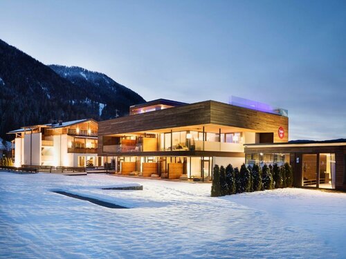 Hotel Monika, Забронировать Отель Отели Hochpustertal Valley с бассейном, Бассейн