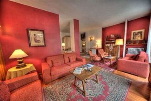 Cresta Et Duc Hotel, Забронировать Отель Курмайор Курмайор