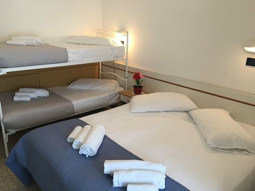 Hotel Glenn, Забронировать Отель Отели Римини 3 звезды, 3*