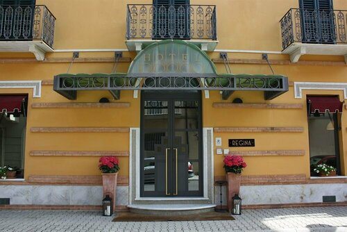 Hotel Regina, Забронировать Отель Отели Версилия 3 звезды, 3*