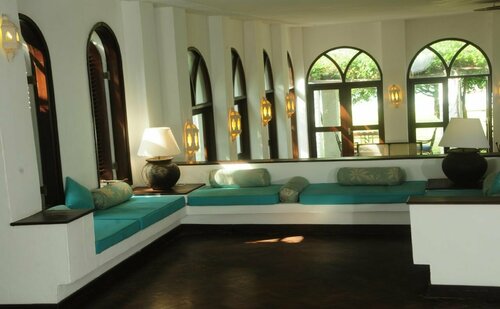 Jacaranda Indian Ocean Beach Resort, Забронировать Курортный отель Отели Диани-Бич с завтраком, Завтраки