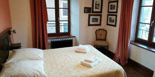 Hôtel des Voyageurs, Забронировать Отель Отели Овернь-Рона-Альпы с парковкой, Парковка