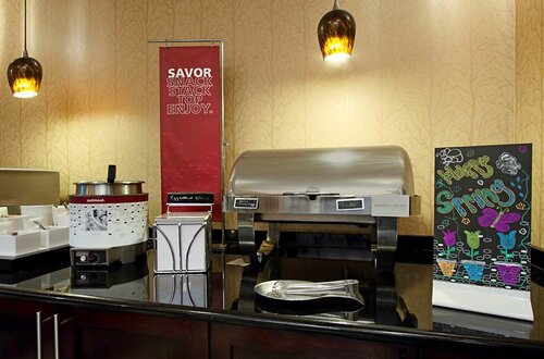 Hampton Inn Columbus - Airport, Prenota Hotel Hotel a Ohio con parcheggio, Parcheggio