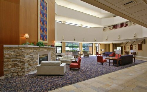 Hotel Mead Resorts & Conventions Center, Rezervați Hotel Wisconsin Rapids Wisconsin