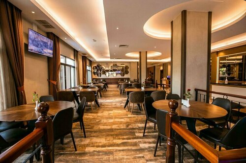 Best Western Plus The Athena Hotel