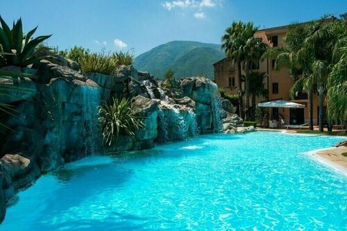 Hotel Villa Albani, Buchen Sie Villa Nocera Superiore Kampanien
