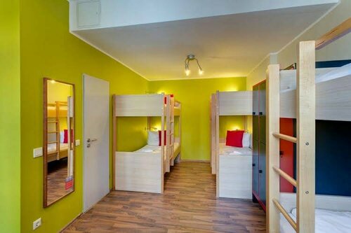 City Hotel, Book Hotel Waldkraiburg 