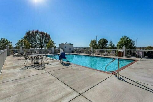 Wingate by Wyndham Horn Lake Southaven, Buchen Sie Hotel Hotels in Southaven mit Pool, Schwimmbad