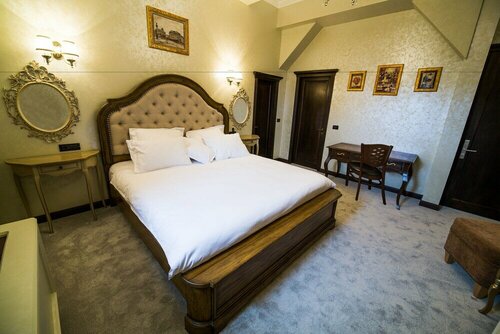 Hotel 5 Continents, Prenota Boutique Hotel 4 stelle a Craiova, 4*