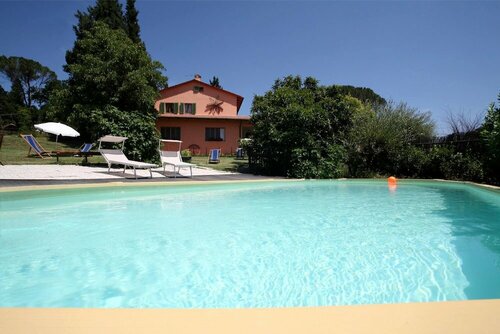 Agriturismo Podere Poggio Ai Cieli, Забронировать Фермерский дом Фермерские дома Сан-Джиминьяно, Фермерский дом