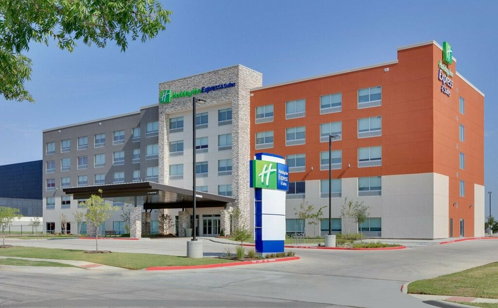Holiday Inn Express & Suites - Dallas NW HWY - Love Field by IHG