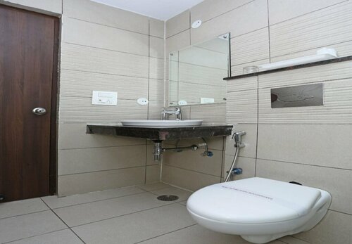 OYO 8132 Hotel Kukreja, Забронировать Отель Отели Дехрадун с завтраком, Завтраки