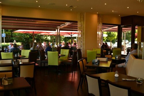 Hotel Café Ernst, Забронировать Отель Отели Плато Кюзер 3 звезды, 3*