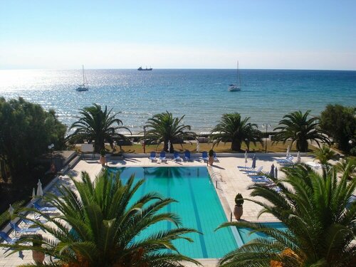 Medite Kassandra Resort, Забронировать Курортный отель Отели Македонии с бассейном, Бассейн