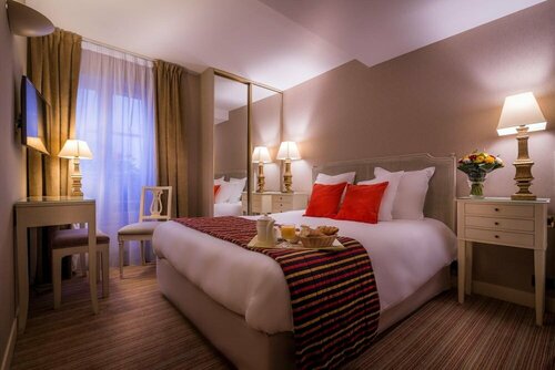 Champerret Heliopolis, Забронировать Отель Отели Парижа с парковкой, рядом с Аржантин, Парковка