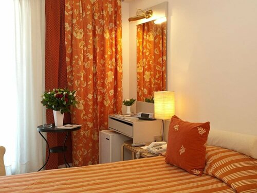 The Park Hotel Piraeus, Забронировать Отель Отели Пирея по системе «всё включено», рядом с Veakeio Theatre, Всё включено