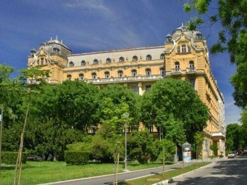 Guest House Riviera, Забронировать Гостевой дом Отели Пула с парковкой, рядом с Istrian Museum of Contemporary Art, Парковка