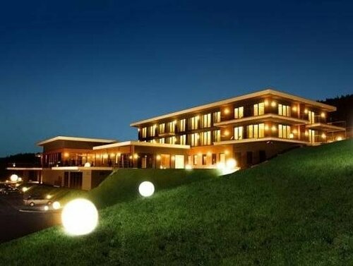 Odyssey ClubHotel Wellness & Spa, Забронировать Отель Отели Swietokrzyskie Moutains с парковкой, Парковка