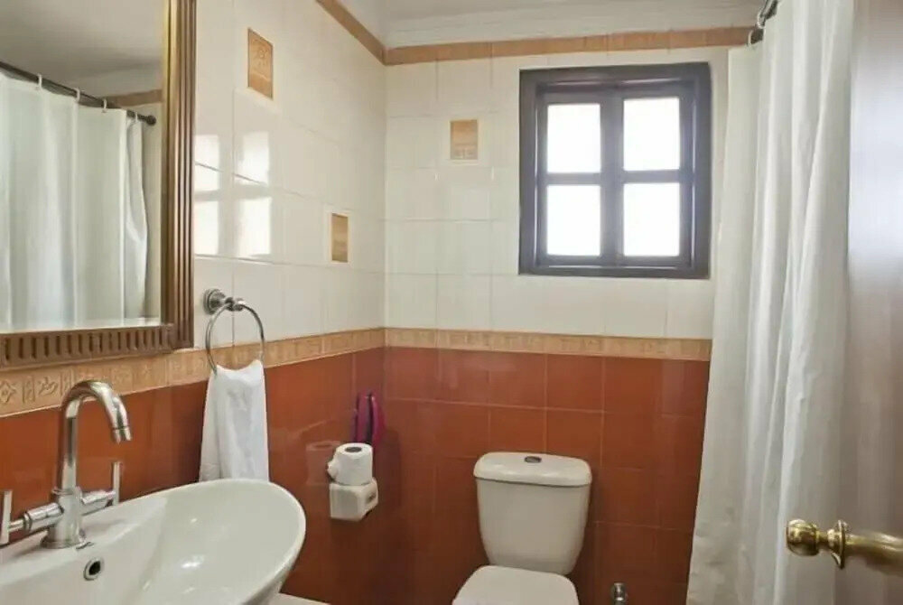 Oyo 3379 Hotel Gulshan International