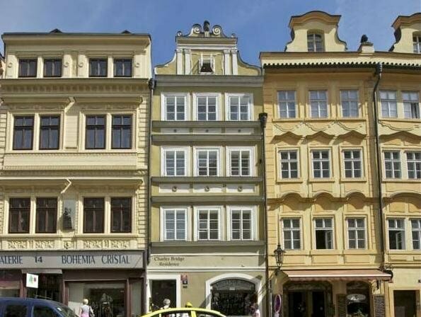 Mostecká 12 Residence