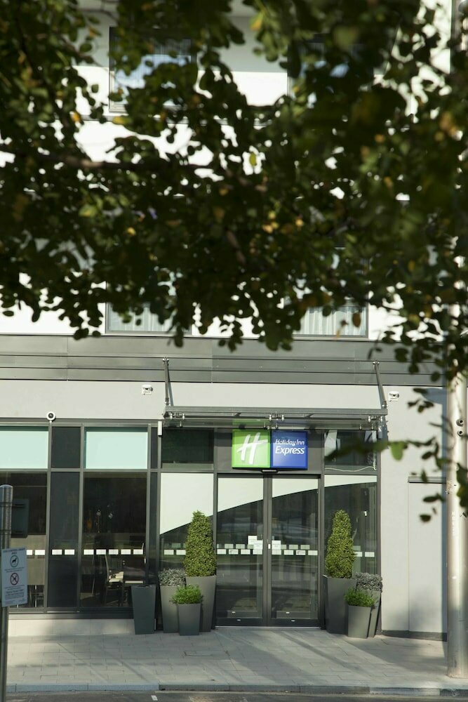 Holiday Inn Express