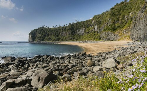 Jeju Gold Beach, Забронировать Апарт-отель Согвипхо Остров Чеджудо, рядом с Отель и казино Lotte Jeju