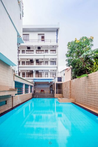 Ceylon City Hotel