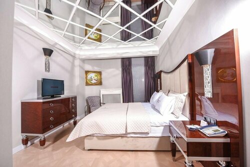 My House Otel, Забронировать Отель 19 Маис 