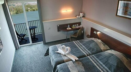 Logis Hôtel Le Bellevue, Book Hotel Hoteller i Rhône-Alps med parkering, Parkering
