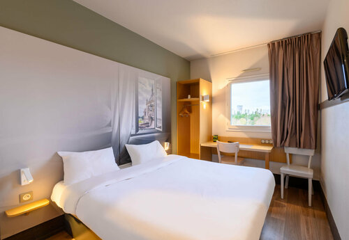 B&B HOTEL Mulhouse Bâle Aéroport, Prenota Bed & breakfast Hésingue Alsazia