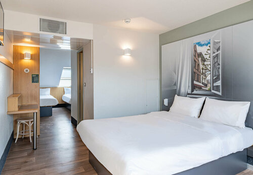 B&B HOTEL Tours Parc Expo St-Avertin, Prenota Bed & breakfast Hotel a Centro con parcheggio, Parcheggio