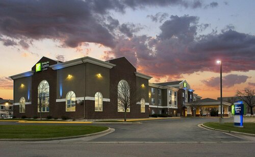 Fairfield Inn & Suites Brookings, 予約 ホテル ブルッキングズ サウスダコタ州