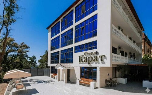 Карат, Забронировать Гостевой дом Отели Краснодарского края с бассейном, Бассейн