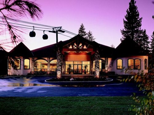 Forest Suites Resort at the Heavenly Village, Забронировать Курортный отель Саут-Лейк-Тахо South Lake Tahoe Area