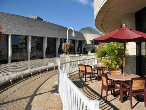 A La Villa Rivermead, Prenota Villa Hotel a Québec con parcheggio, Parcheggio