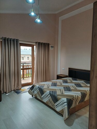 U Asidy Guest House, Prenota Affittacamere Hotel con piscina a Gudauta, Piscina