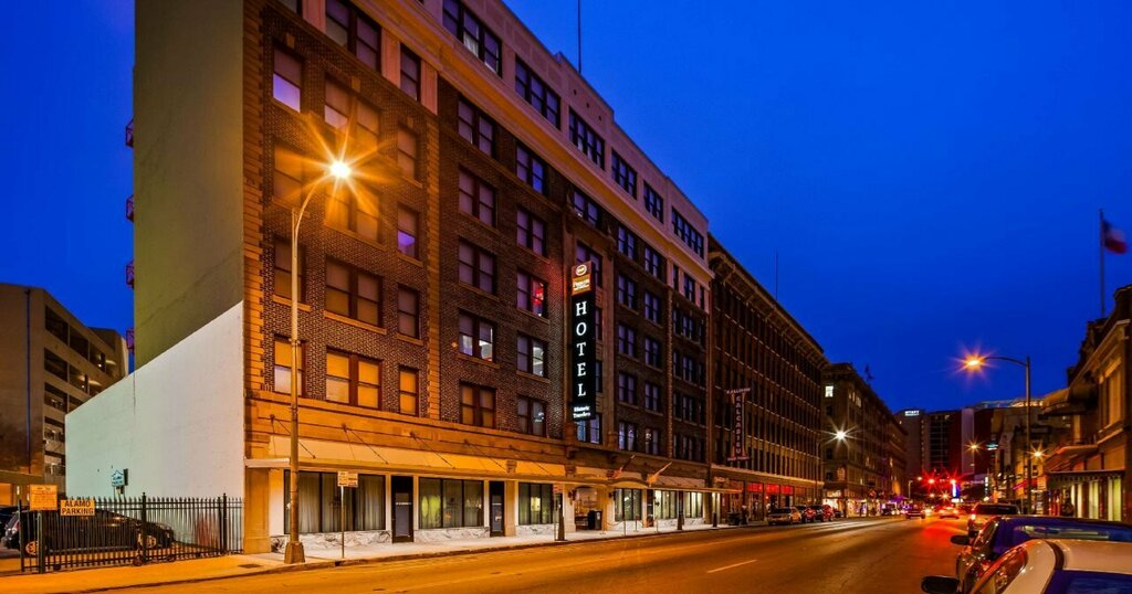 Hotel 1914 - Historic Alamo Riverwalk, an Ascend Collection Hotel